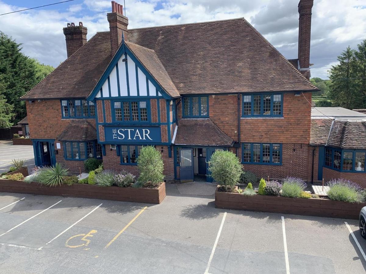 The Star Inn Lingfield Dış mekan fotoğraf